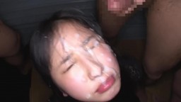 Geile Japanische Fotze beim Bukakke